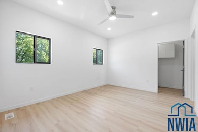 707 S Greene St, Rock Rapids, IA 51246 - photo 2