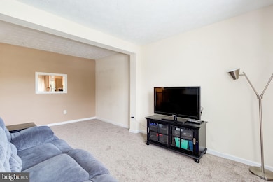 9845 Bayline Cir, Owings Mills, MD 21117 - photo 3