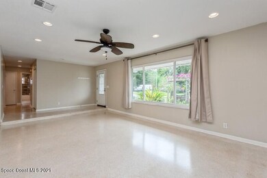 05_1347GleneaglesWay_2007_FlexMLS800x600