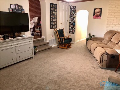 608 W 4th St, Genoa, OH 43430 - photo 7