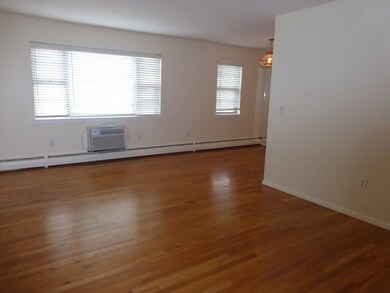 20 Regency Park Dr, Agawam, MA 01001 - photo 6