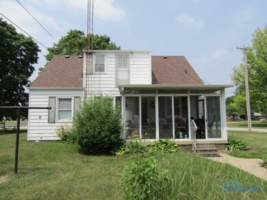 221 Pine Rd, Woodville, OH 43469 - photo 5