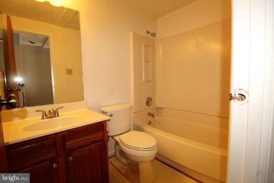 1102 Laurens St, Baltimore, MD 21217 - photo 7