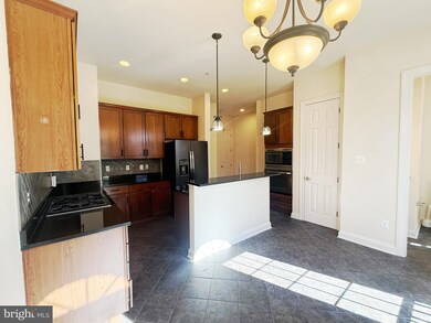 619 Hurdle Mill Place, Gaithersburg, MD 20877 - photo 6