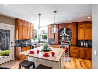 2589 Borders Dr, Eugene, OR 97404 - photo 3