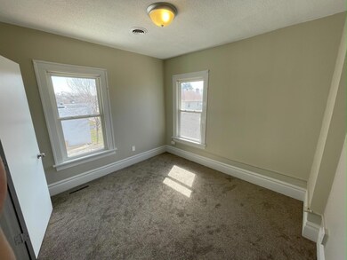 207 1st Ave SW, Austin, MN 55912 - photo 2