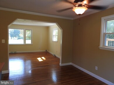 12327 Three House Place, Hughesville, MD 20637 - photo 7
