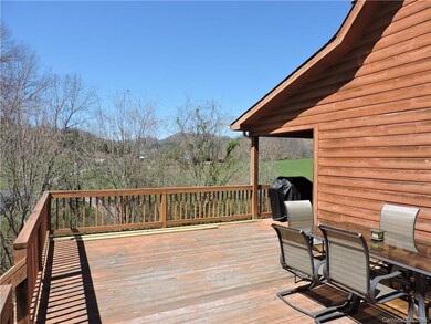 24 S Pinnacle Dr, Burnsville, NC 28714 - photo 6