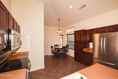 06 Kitchen