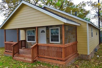 1006 W Bullock St, Denison, TX 75020 - photo 2