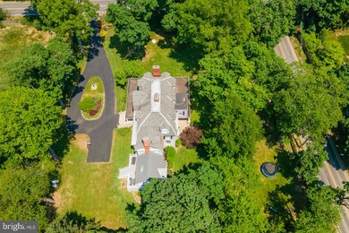 324 S Waterloo Rd, Devon, PA 19333 - photo 7