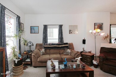 2007 Sinclair Ave NE, Grand Rapids, MI 49505 - photo 2