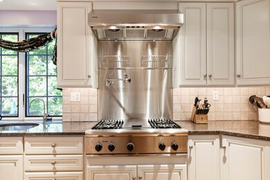 1 Macarthur Rd, Franklin, MA 02038 - photo 5