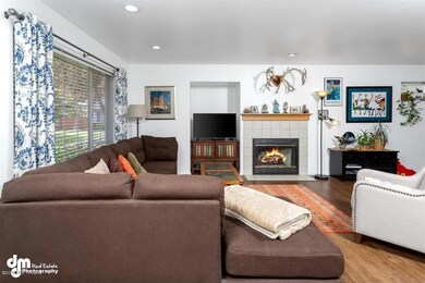 19-Living Room KJC_4528