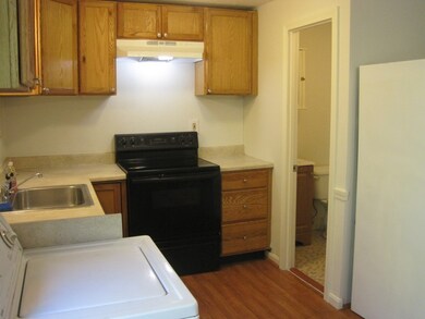 132 Thissell Ave unit 112, Dracut, MA 01826 - photo 4