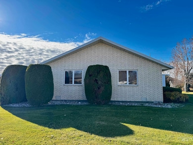 1142 Fairview Ave, Rupert, ID 83350 - photo 5