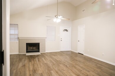 407 Mc Phail St, Tomball, TX 77375 - photo 5