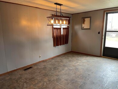 932 W High St, Portland, IN 47371 - photo 7