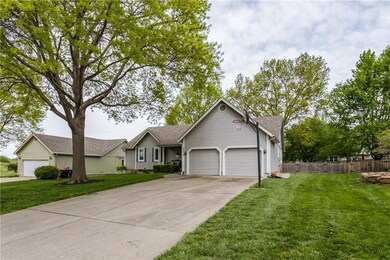 22616 W 53rd Place, Shawnee, KS 66226 - photo 2