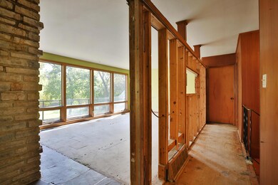 5926 Beechview Dr E, Worthington, OH 43085 - photo 6