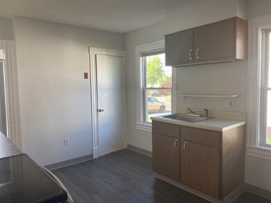 27 Walnut St unit 29, Ludlow, MA 01056 - photo 4