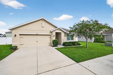 35803 Hillbrook Ave, Zephyrhills, FL 33541 - photo 2