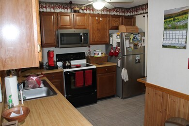 5 Goldfinch Rd unit 7, Lincoln, NH 03251 - photo 6