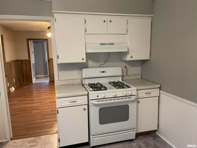 462 E Grant St, Virginia, IL 62691 - photo 6