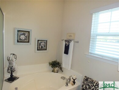 master soaking tub