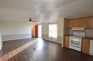 Living Room 4