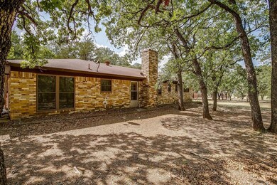 5516 Burleson Oaks Dr, Burleson, TX 76028 - photo 4