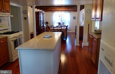 6809 Walke Rd, Friendship, MD 20758 - photo 5