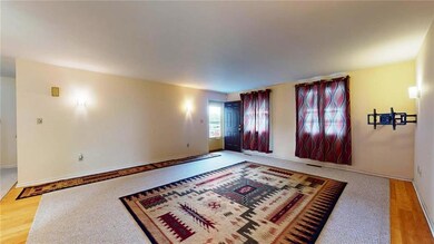 208 Briarwood Dr unit A, Bethlehem, PA 18020 - photo 4