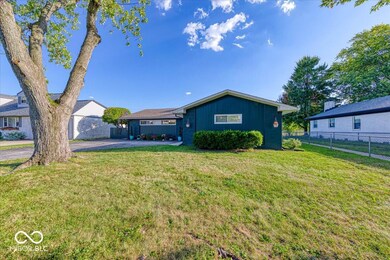 5809 Hollister Dr, Indianapolis, IN 46224 - photo 4