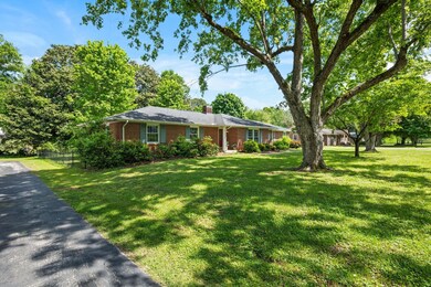 1403 Manor Rd, Columbia, TN 38401 - photo 3