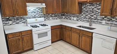 8331 Swiftwater Ln, Houston, TX 77075 - photo 5