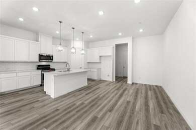 3218 Colorado  Dining