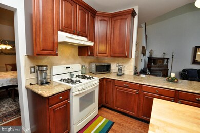 28 Chapel Hill Rd, Mount Laurel, NJ 08054 - photo 6