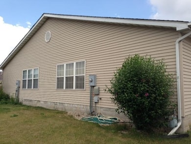 1739 Aspen Dr, Crown Point, IN 46307 - photo 3