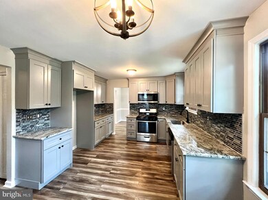 19 Carrie Place, Sicklerville, NJ 08081 - photo 5