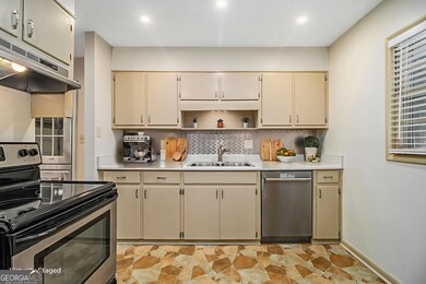 4217 Theresa Ct, Tucker, GA 30084 - photo 6