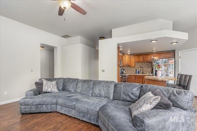 1966 N Pilgrim Ave, Boise, ID 83704 - photo 6