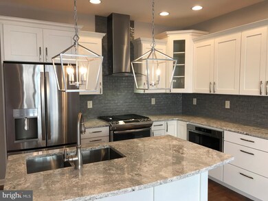 1749 Meridian Dr, Hagerstown, MD 21742 - photo 2