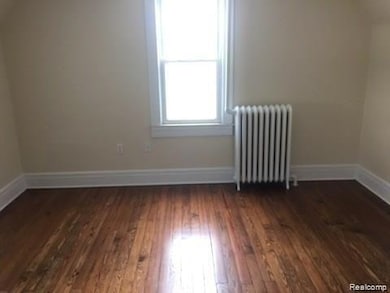 629 Elm St, Wyandotte, MI 48192 - photo 4