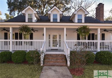 Beautiful Entryway to Southern Charm!