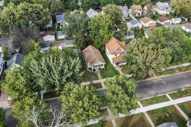 1263 Charles Ave, Saint Paul, MN 55104 - photo 5