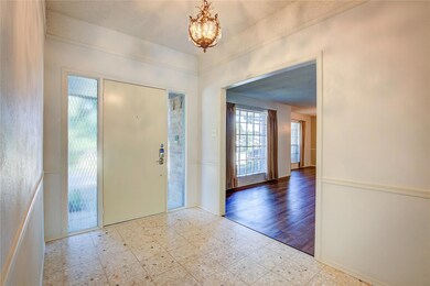 1203 Crowley Rd, Arlington, TX 76012 - photo 6