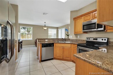 11223 NW 47th Ln, Doral, FL 33178 - photo 4