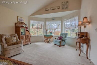 1601 Inverness Dr, Medford, OR 97504 - photo 4