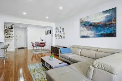 601 Kappock St unit 3-C, Bronx, NY 10463 - photo 4